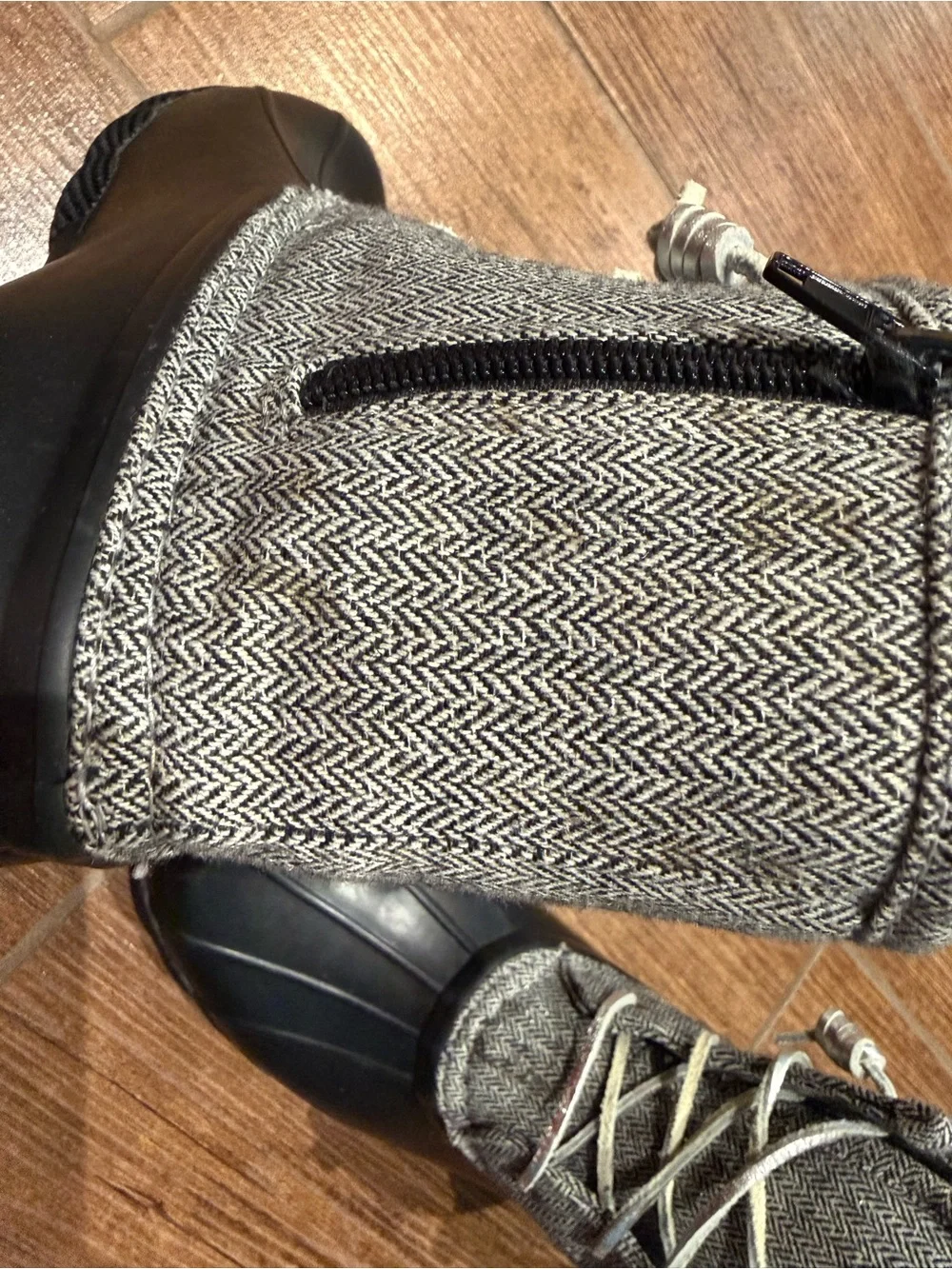 Sperry Black Rubber & Gray Herringbone Lace-Up Duck Boots